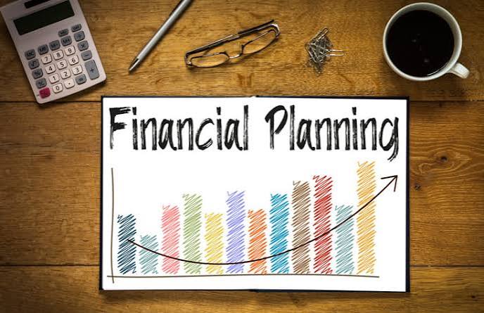 Financial Planning and Startup Growth: Building a Strong Future